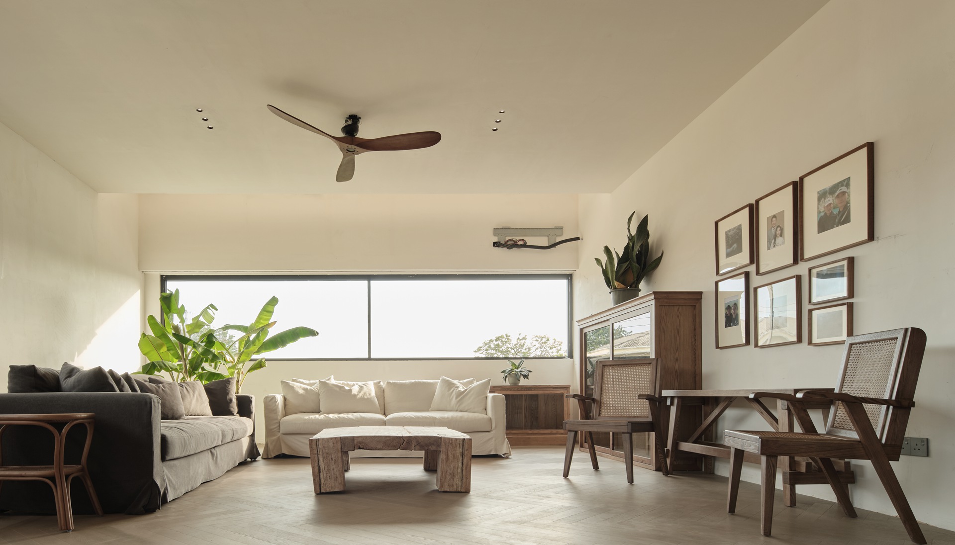 SLEEK 120 Series Narrow Frame Sliding Window | SLEEK120系列极简窄边推拉窗 SLEEK 120 Series Narrow Frame Sliding Window | SLEEK120系列极简窄边推拉窗