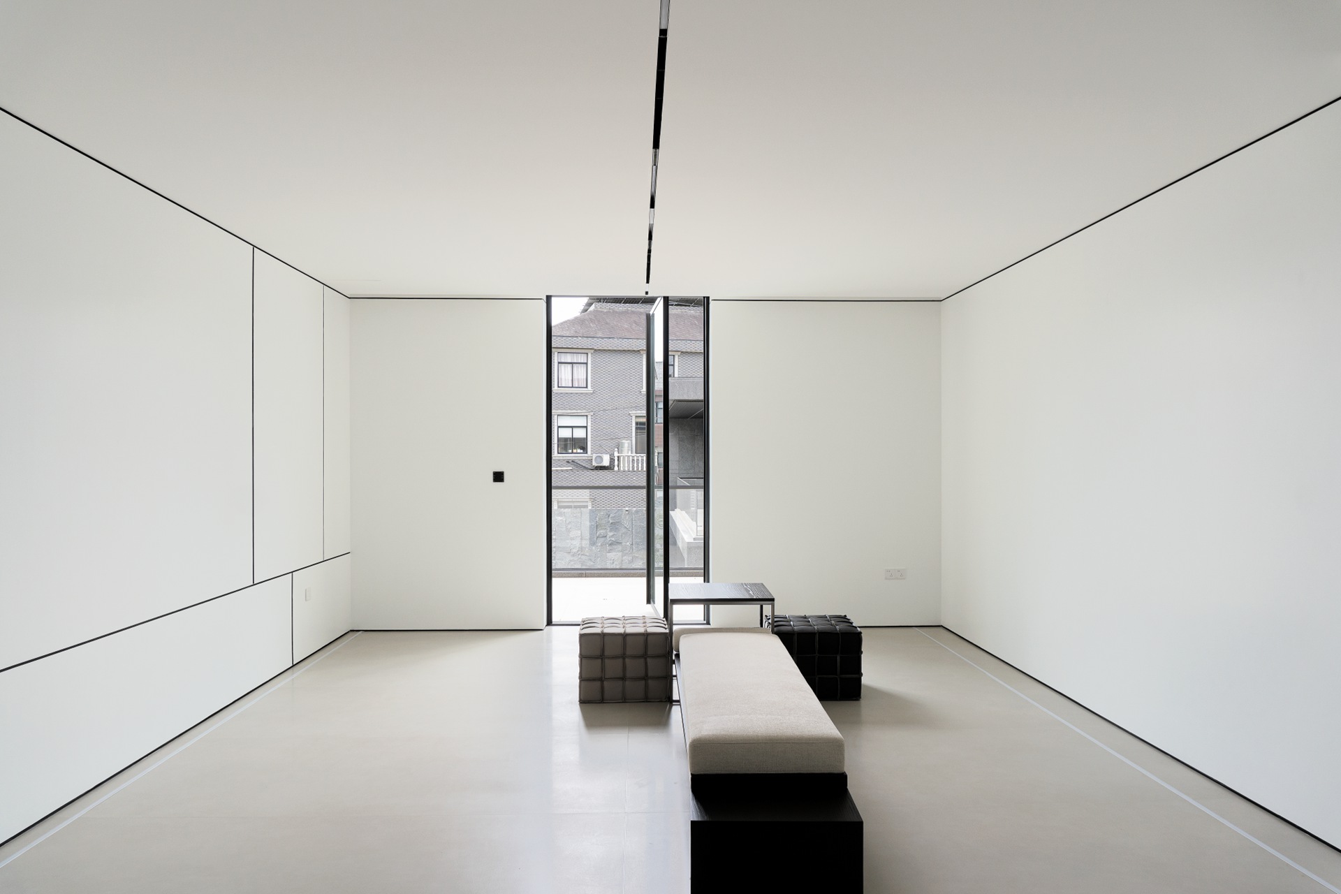 SLEEK 146 Series Narrow Frame Povit Door | SLEEK146系列窄边偏轴门 SLEEK 146 Series Narrow Frame Povit Door | SLEEK146系列窄边偏轴门