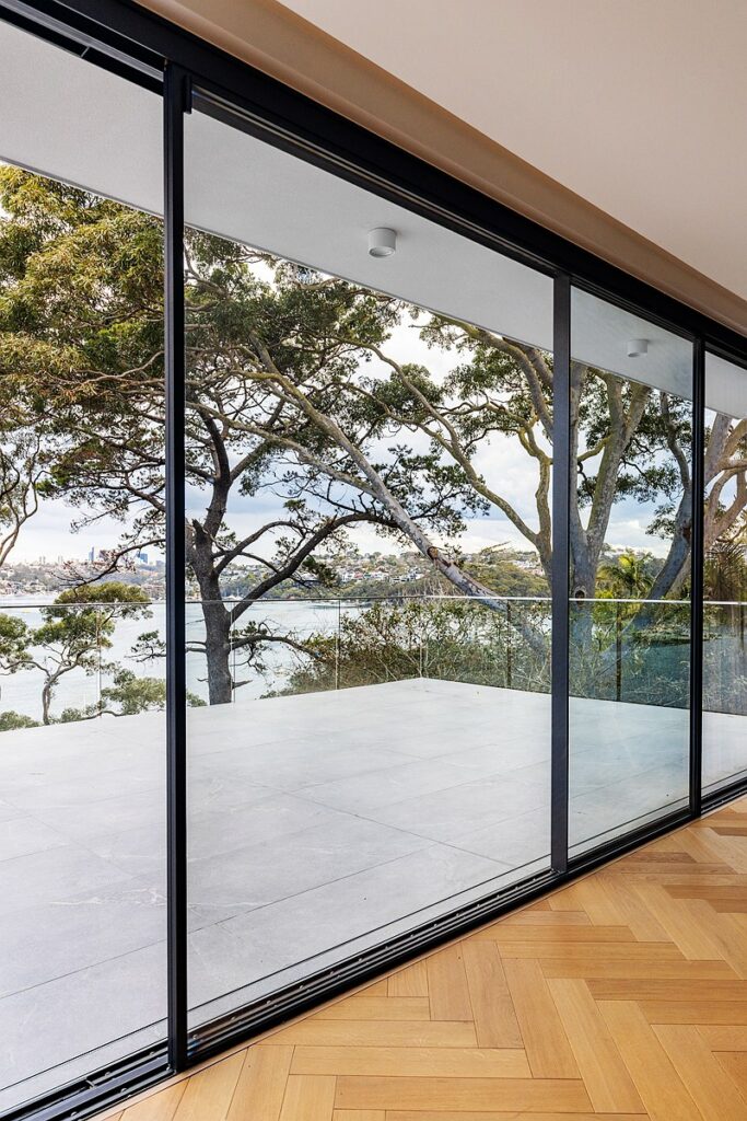 SLEEK Sydney Seaforth